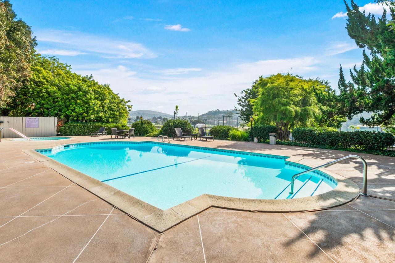 647 Luxury Inside The Gates Lacosta Resort-Top Floor Steps From Resort 647 Encinitas Luaran gambar